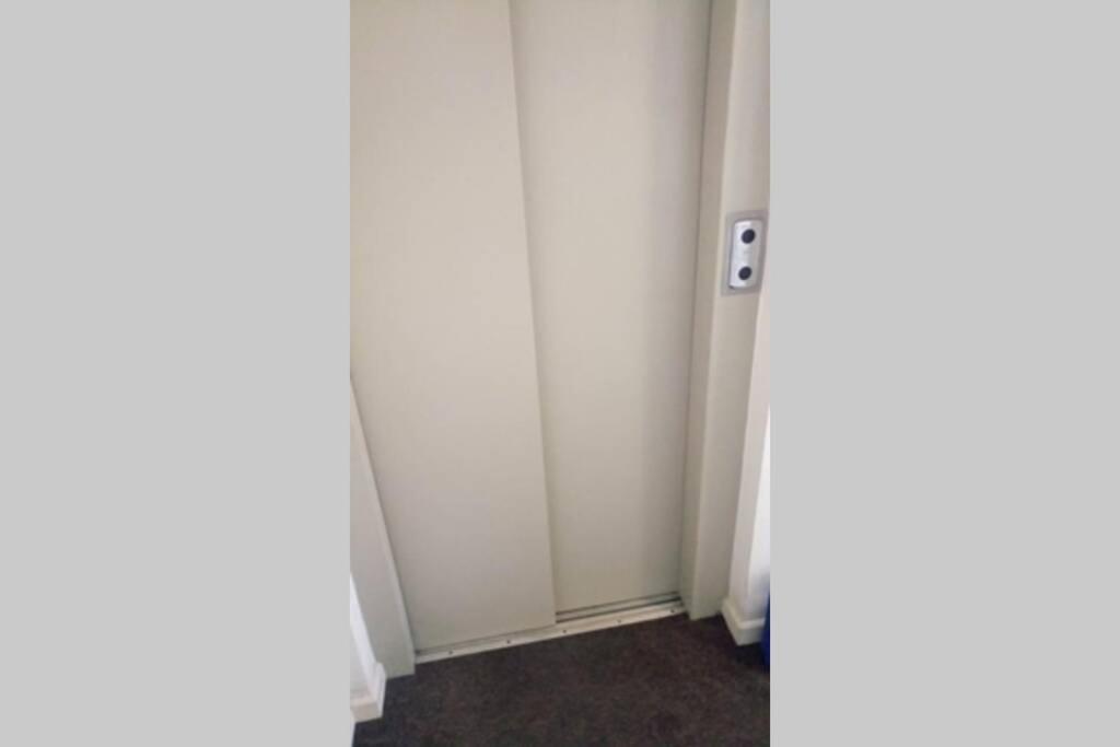 Amazing Sea Views ,Brilliant Location Apartment 웨이머스만 외부 사진